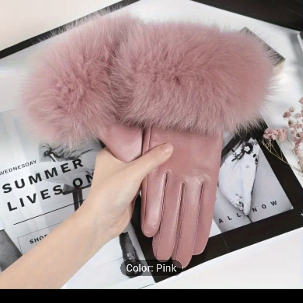 Elegant Red Fur-Trimmed Gloves - Picture 6 of 7